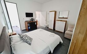 Medusa Room Apartment